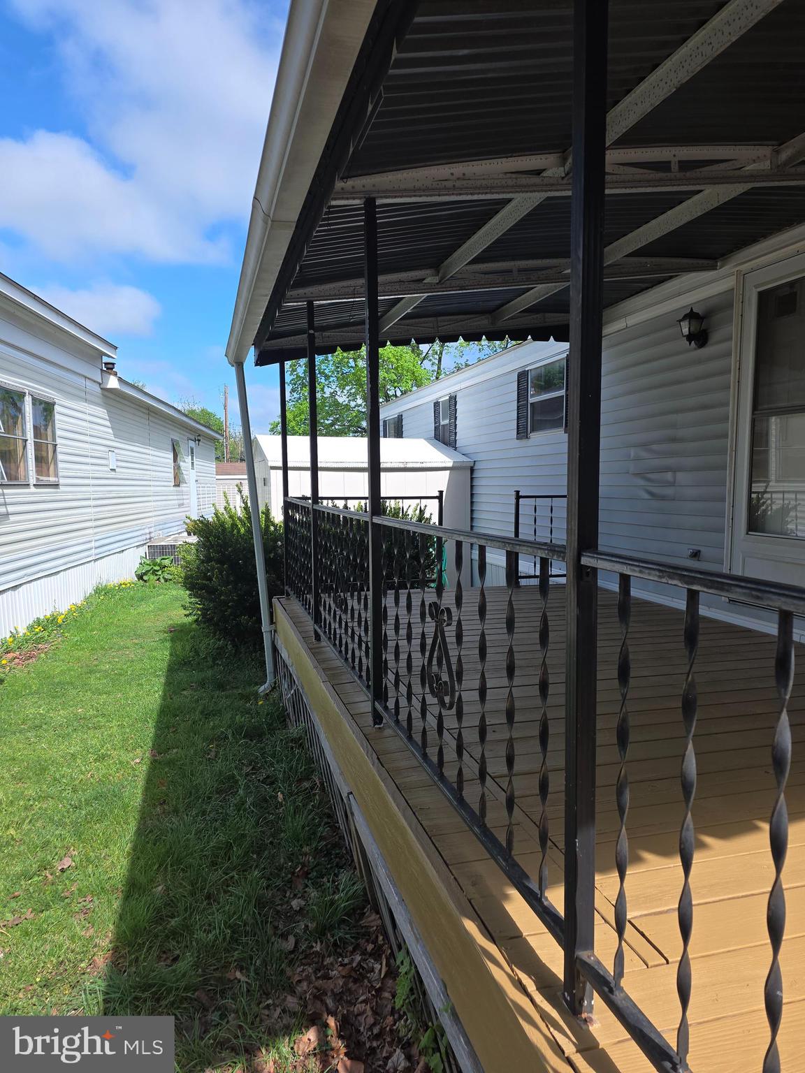 832 Latshaw Road Spring City, PA 19475 - Photo 4 of 23