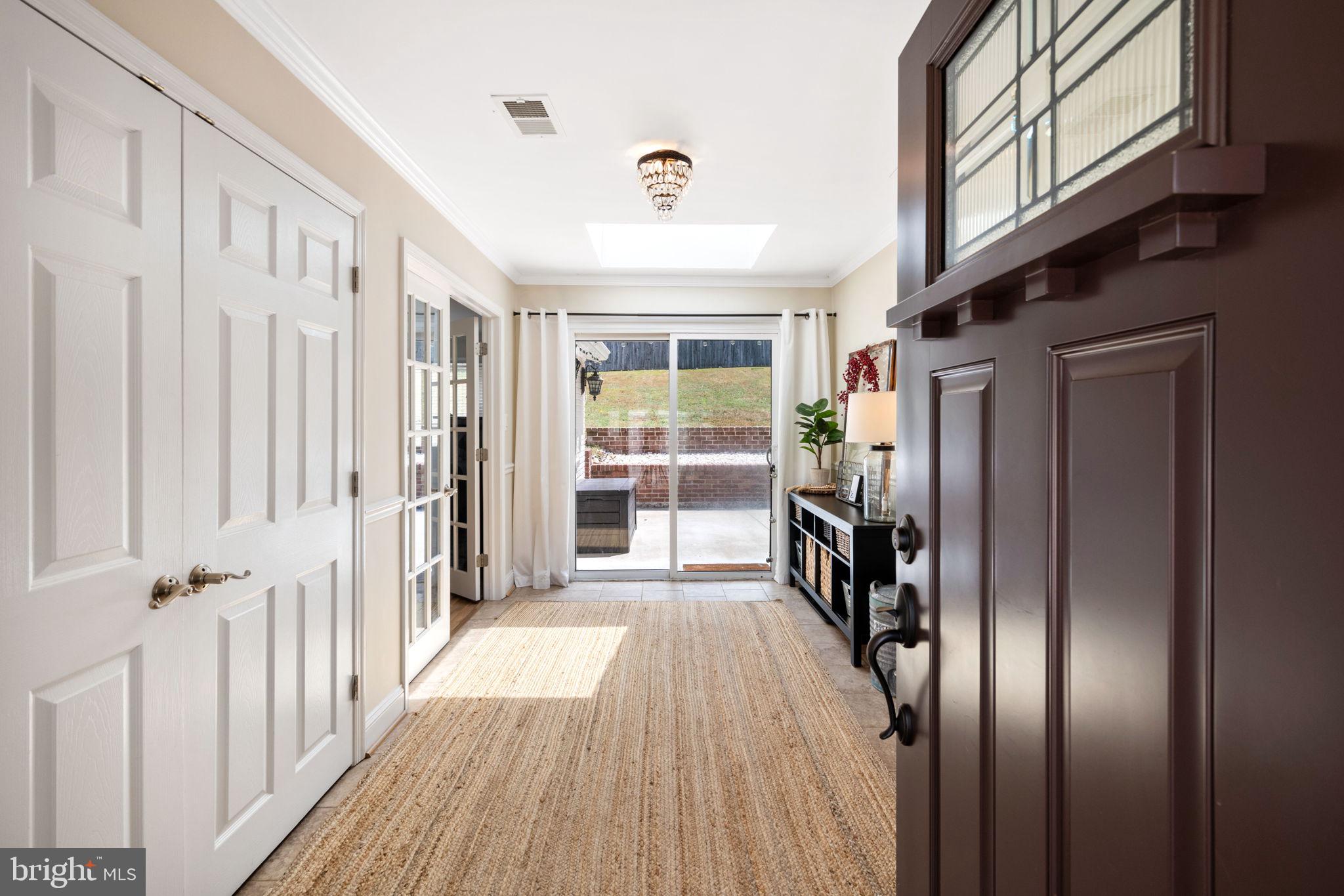 7607 Fort Hunt Road Alexandria, VA 22308 - Photo 9 of 62