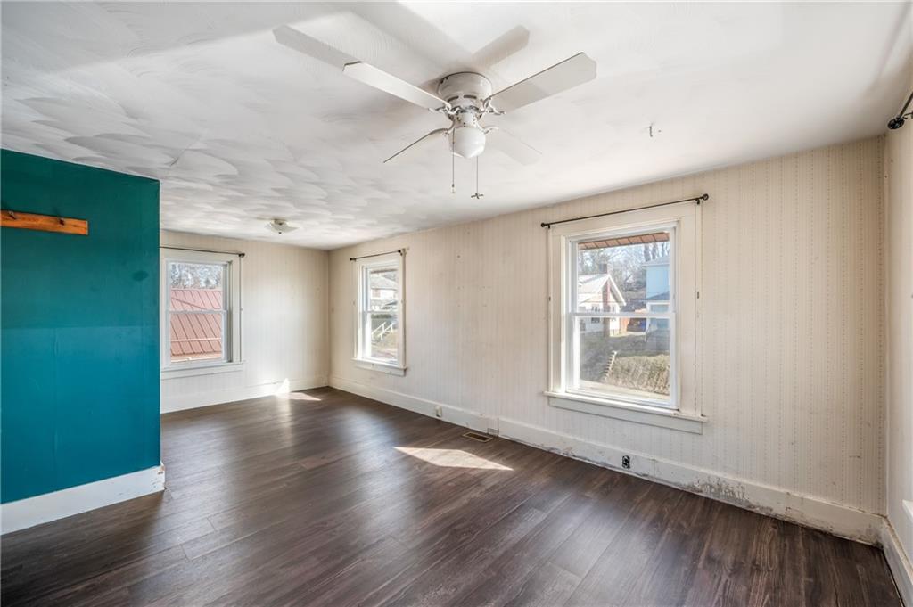 6 East Ridge Avenue Greenville, PA 16125 - Photo 21 of 47 wooden floor in an empty room with a window