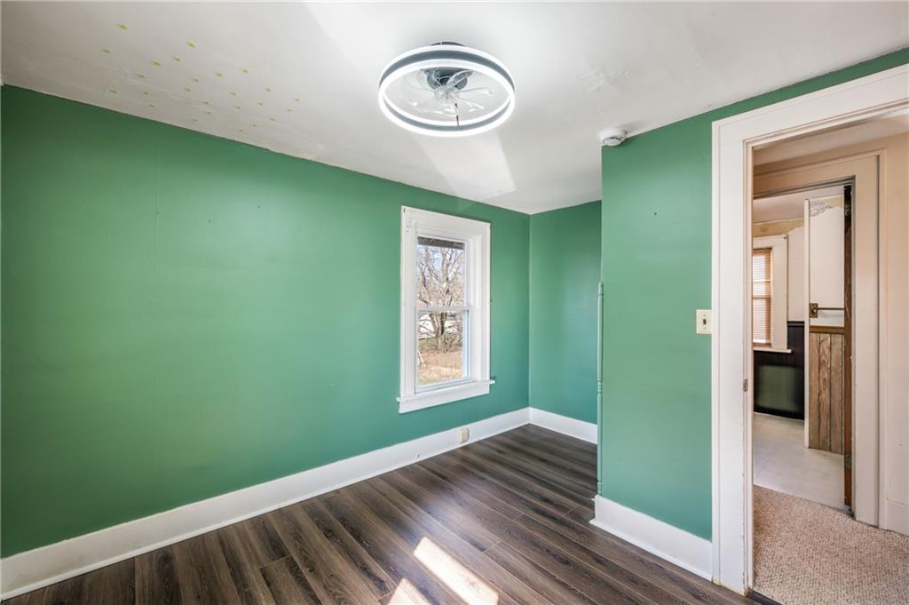 6 East Ridge Avenue Greenville, PA 16125 - Photo 27 of 47 a view of a big room with closet and windows