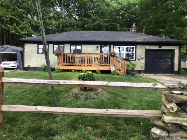 $419,000 | 420 Reservoir Road, Burrillville, RI 02859