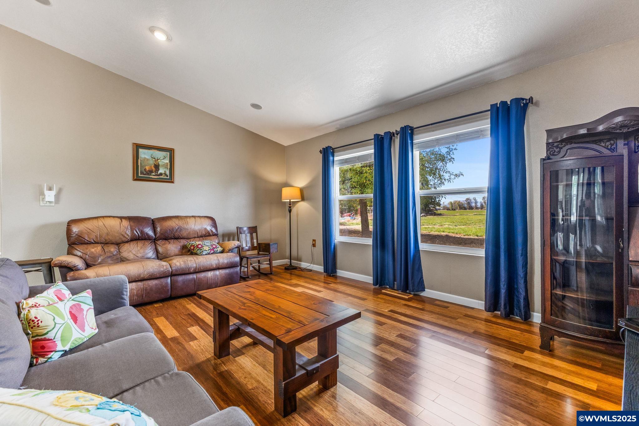 35246 Oakville Road Southwest Albany, OR 97321 - Photo 10 of 43