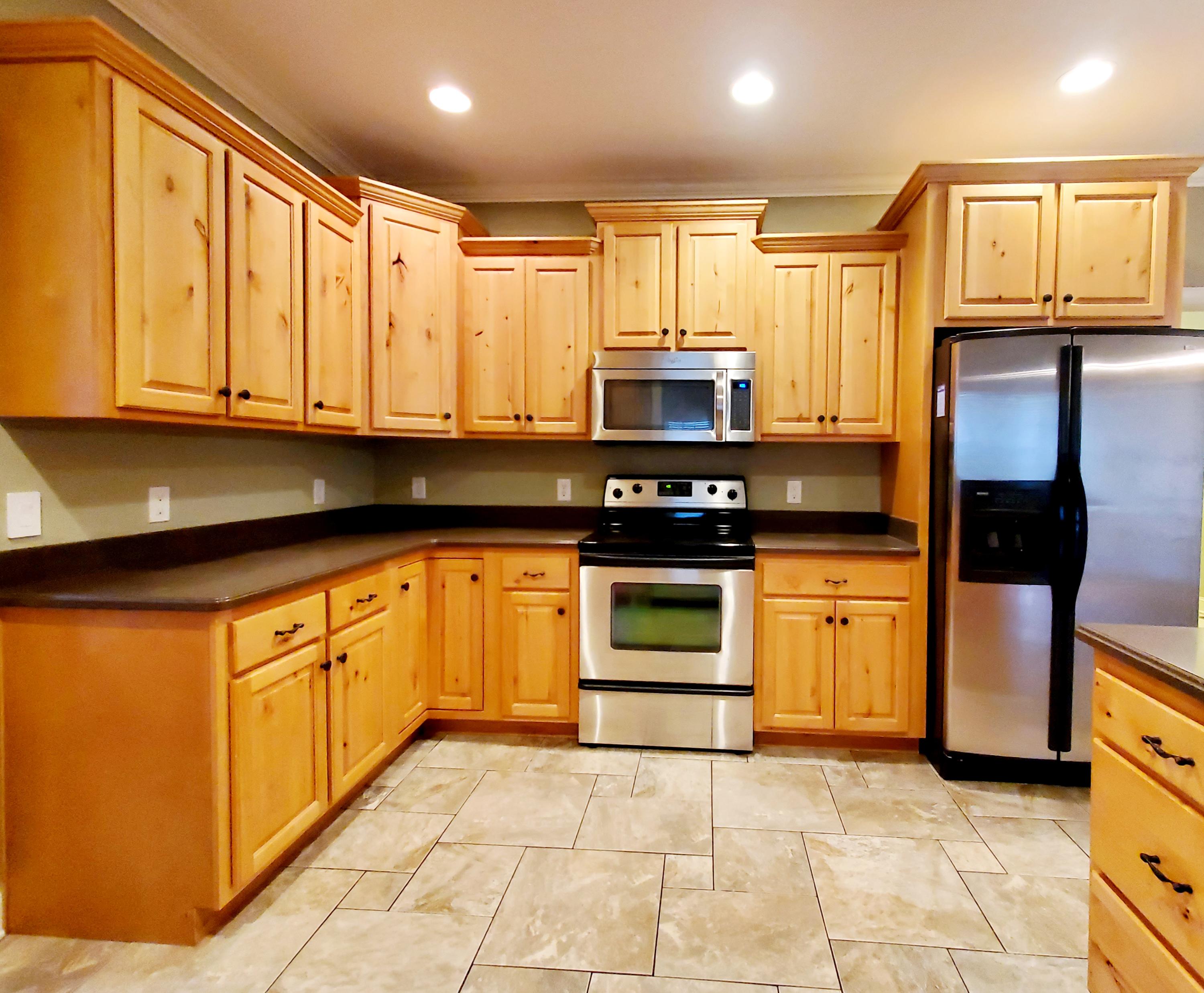 8670 Keystone Circle Chattanooga, TN 37421 - Photo 4 of 11 20210107_214850