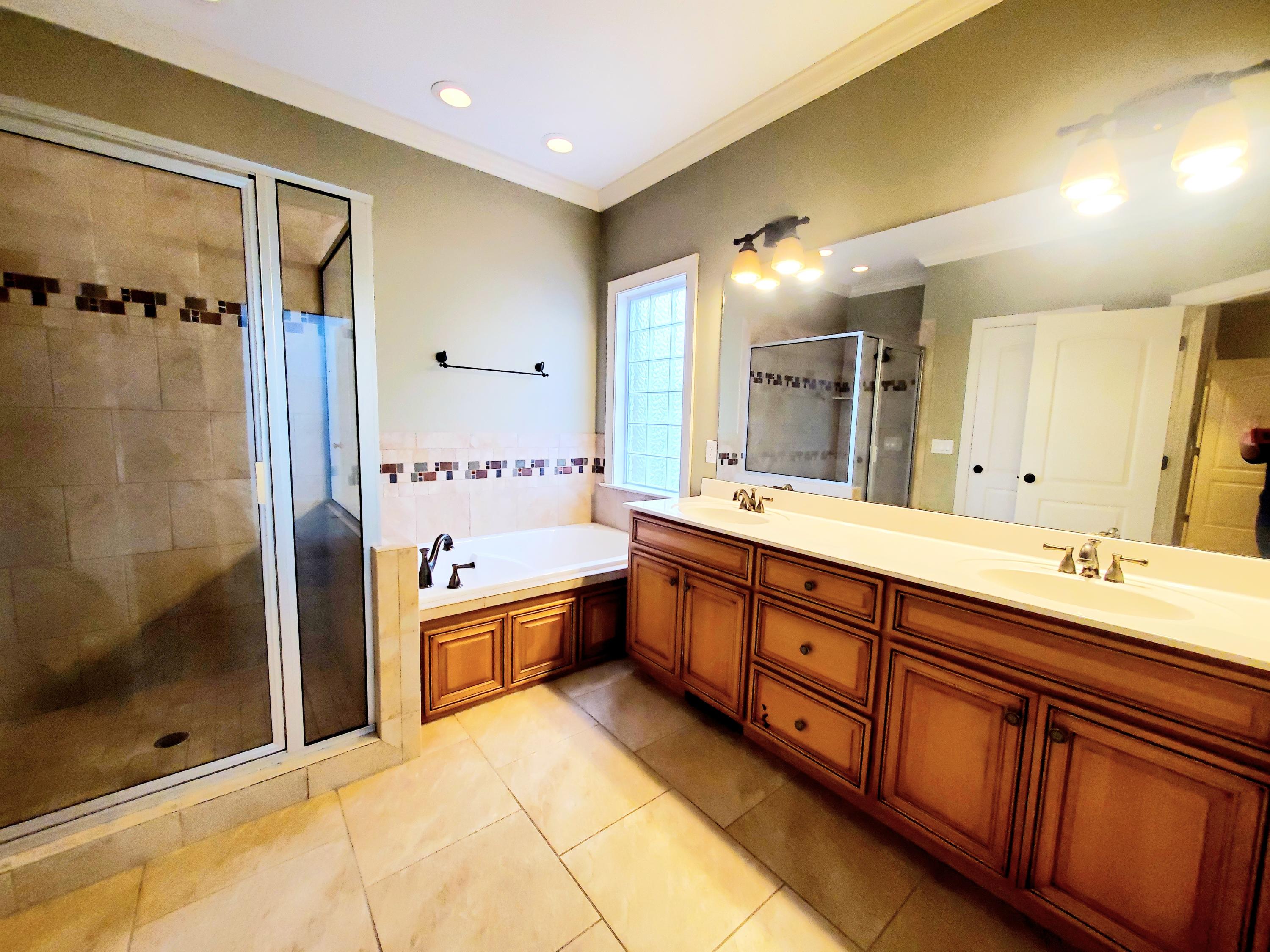 8670 Keystone Circle Chattanooga, TN 37421 - Photo 9 of 11 20210107_214637