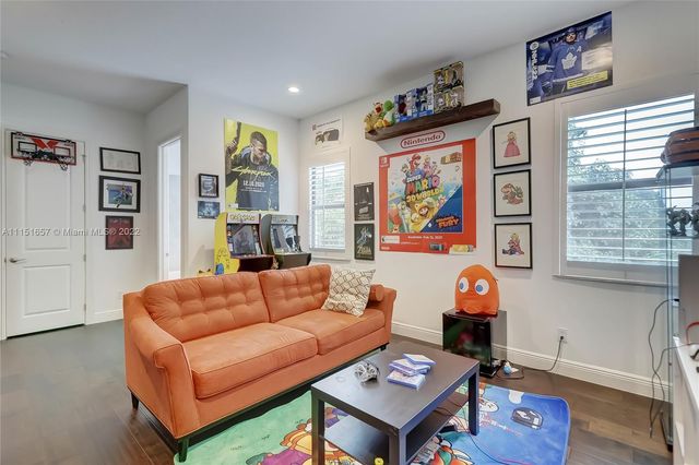 $3,750,000 | 17110 Reserve Court, Southwest Ranches, FL 33331