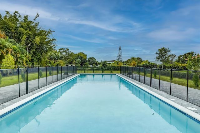 $3,750,000 | 17110 Reserve Court, Southwest Ranches, FL 33331