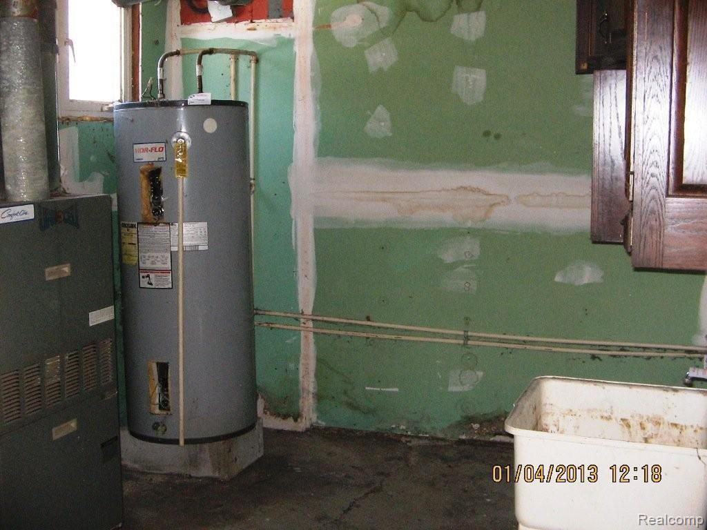 4464 South Lotz Road Canton, MI 48188 - Photo 11 of 11 Laundry & Mechanicals