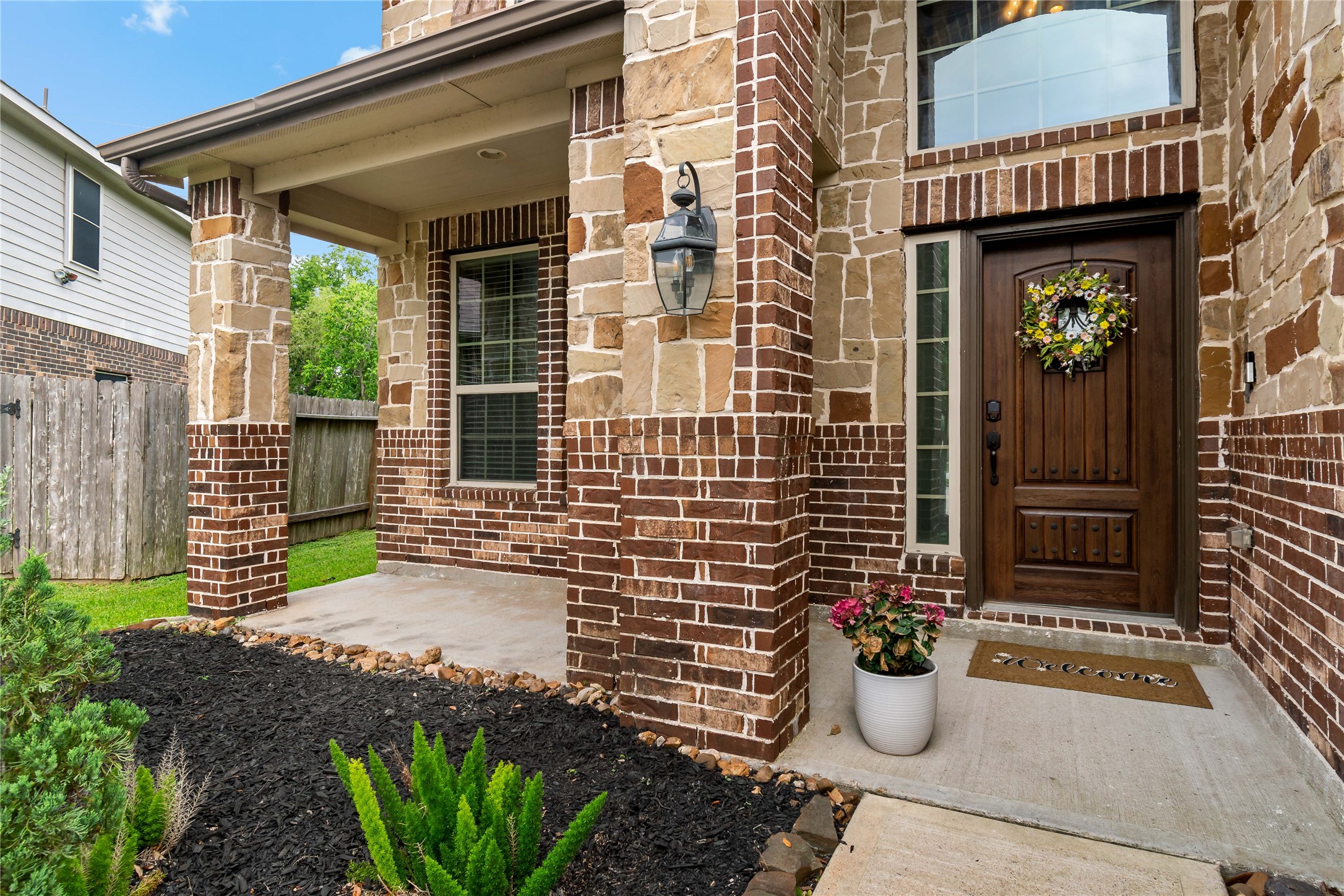 13102 Dover Bluff Drive Rosharon, TX 77583 - Photo 2 of 50