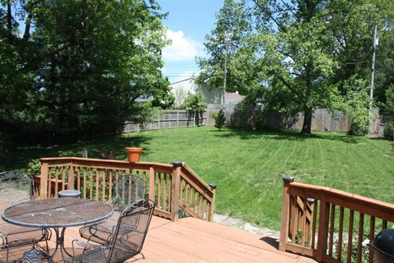 813 Raven Road Lexington, KY 40502 - Photo 3 of 14 Photo 3