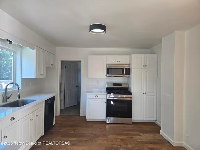 $574,000 | 6270 3rd N Street, Tetonia, ID 83452