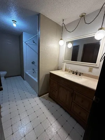 $599,900 | 6455 7th Avenue Northwest, Willmar, MN 56201