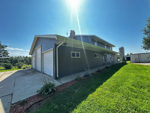 $599,900 | 6455 7th Avenue Northwest, Willmar, MN 56201