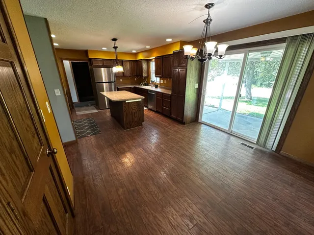 $599,900 | 6455 7th Avenue Northwest, Willmar, MN 56201