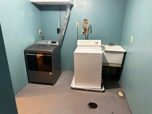 $599,900 | 6455 7th Avenue Northwest, Willmar, MN 56201