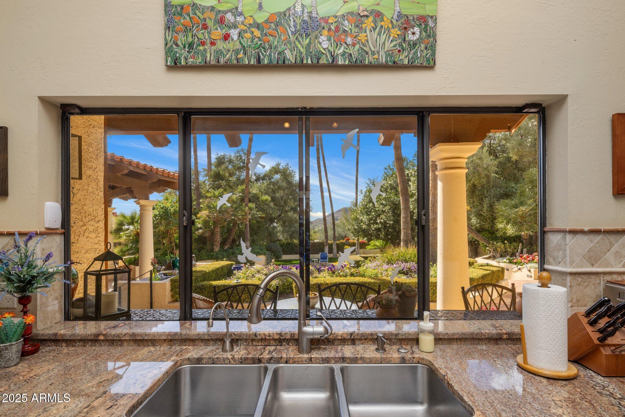 5254 East Arroyo Road Paradise Valley, AZ 85253 - Photo 38 of 69 54-web-or-mls-ellen20250303_1101 copy