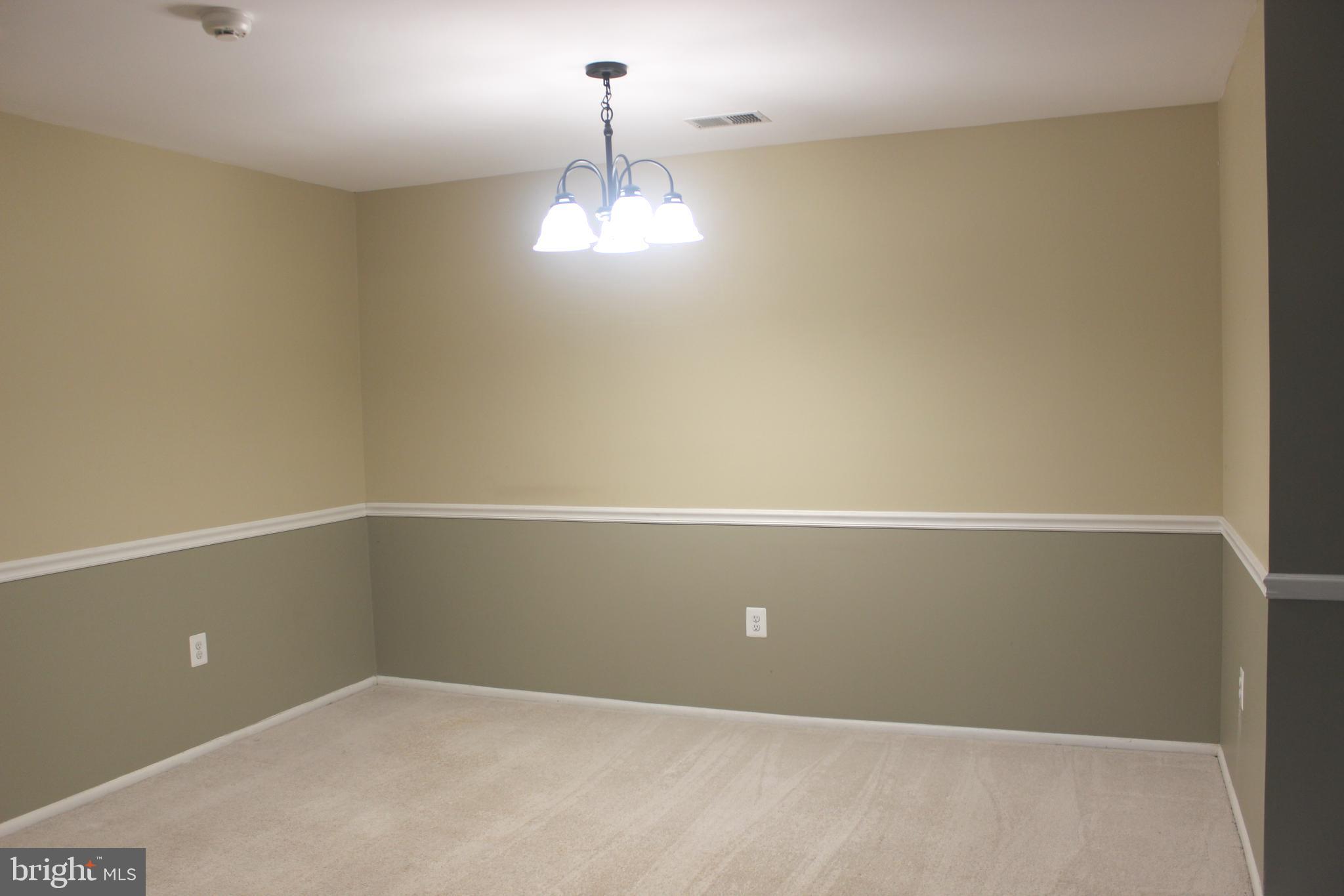 8141 Needwood Road, Unit T103 Derwood, MD 20855 - Photo 12 of 58 Dining room