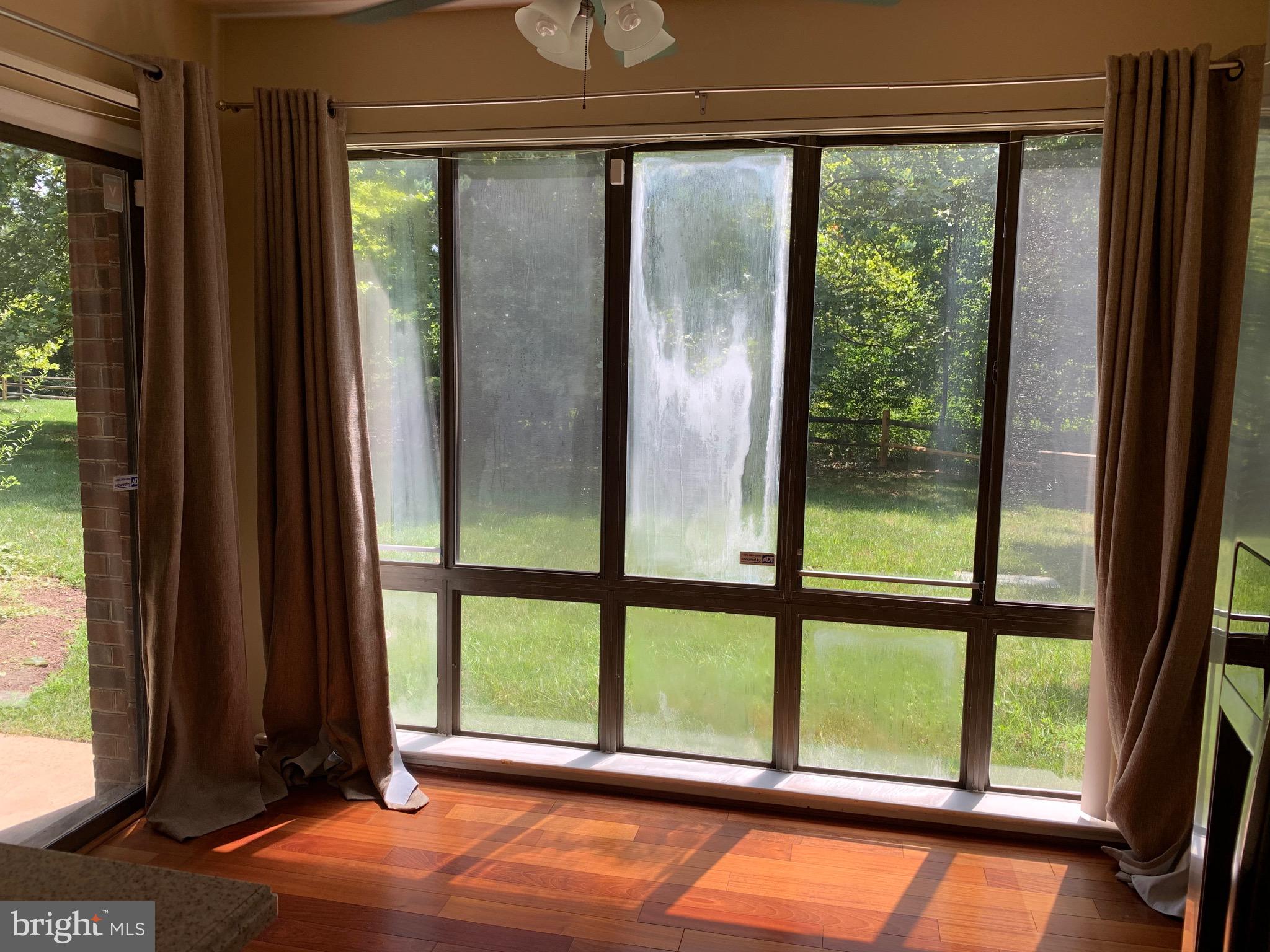 8141 Needwood Road, Unit T103 Derwood, MD 20855 - Photo 19 of 58 Kitchen's table space