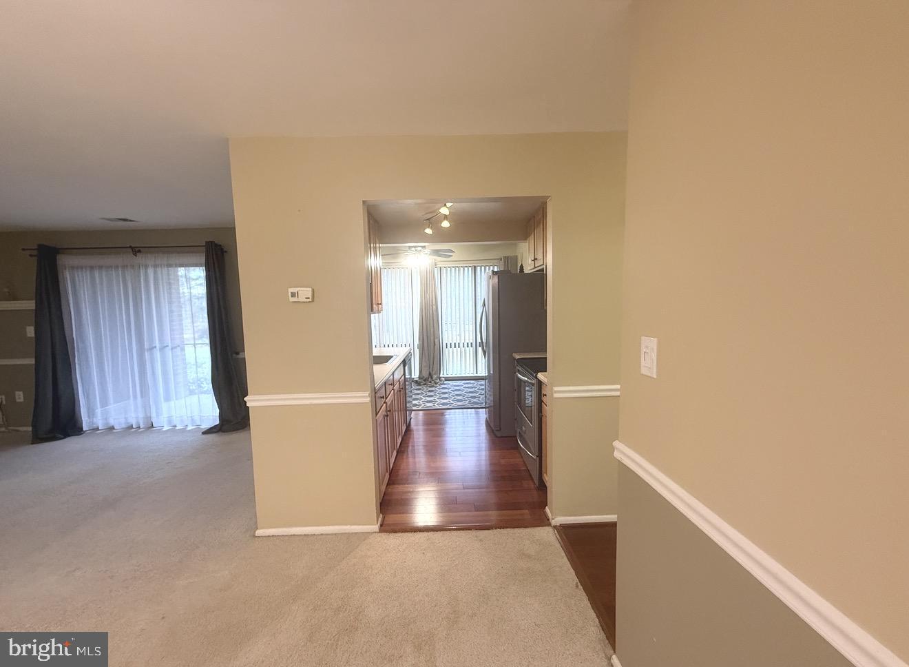 8141 Needwood Road, Unit T103 Derwood, MD 20855 - Photo 24 of 58 Kitchen/ dining