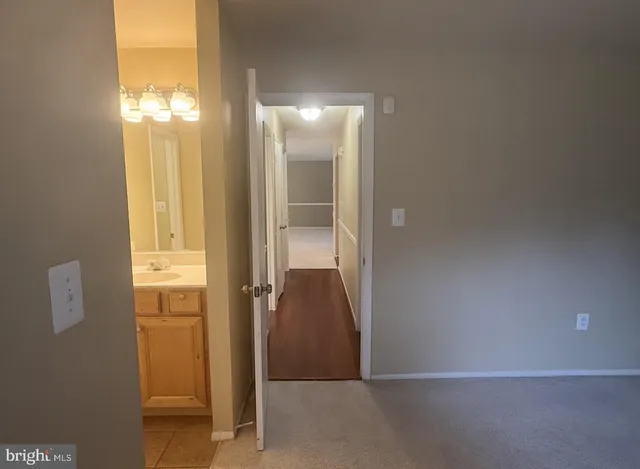 $2,100 | 8141 Needwood Road, Unit T103, Derwood, MD 20855