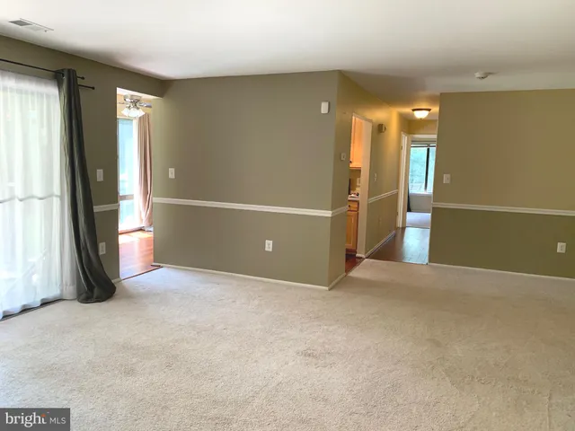 $2,100 | 8141 Needwood Road, Unit T103, Derwood, MD 20855