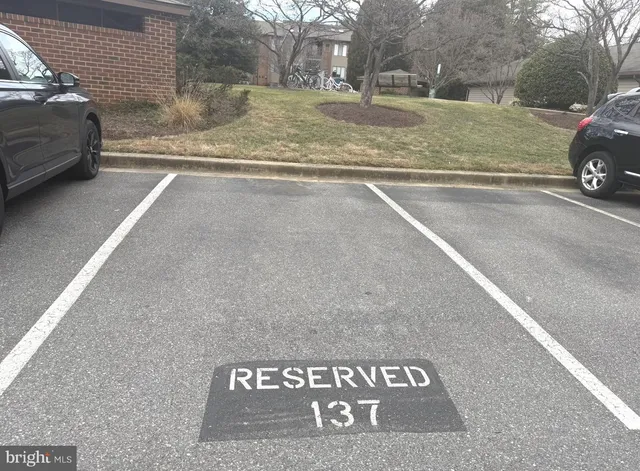 $2,100 | 8141 Needwood Road, Unit T103, Derwood, MD 20855