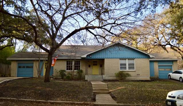 $1,995 | 923 Keith Lane, Austin, TX 78705