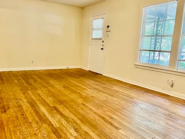 $1,995 | 923 Keith Lane, Austin, TX 78705