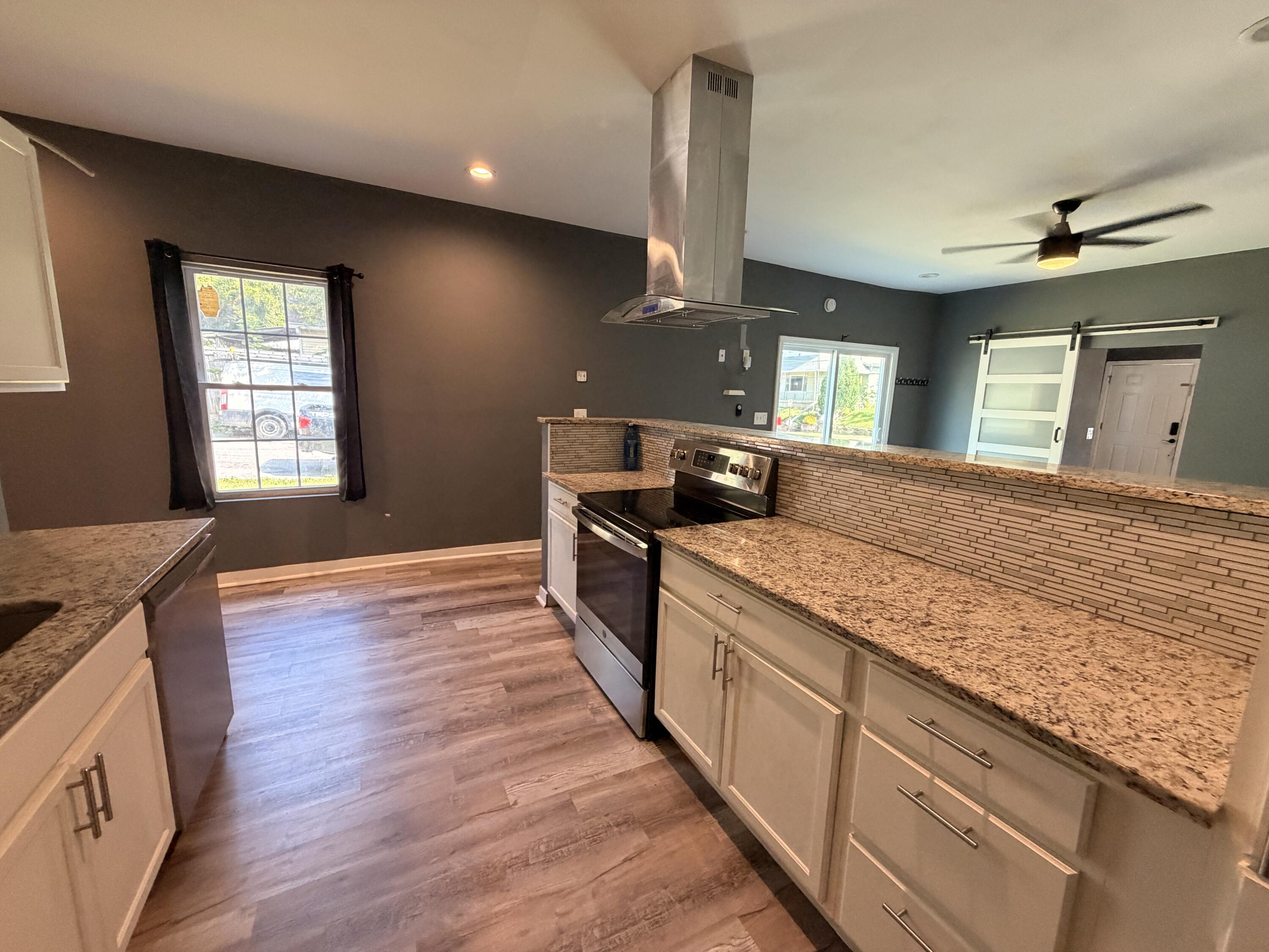 2401 Herman Street Covington, KY 41014 - Photo 16 of 38 10
