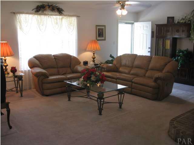 6678 Martin Road Milton, FL 32570 - Photo 4 of 17 Gallery Image 4