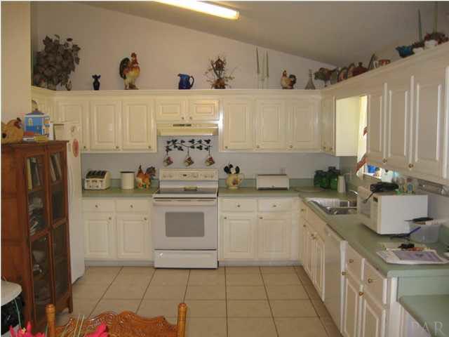 6678 Martin Road Milton, FL 32570 - Photo 6 of 17 Gallery Image 6