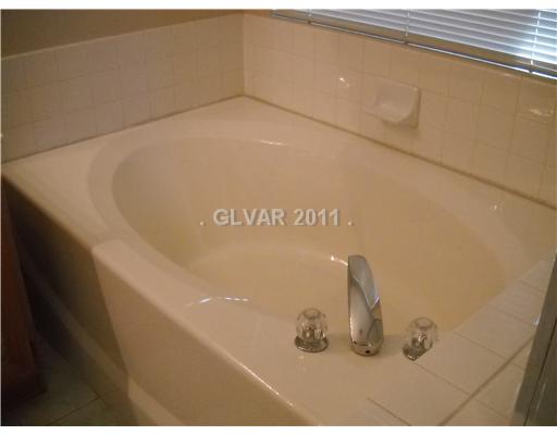 2123 Appaloosa Road Henderson, NV 89002 - Photo 16 of 25 Master Bath/Spa.