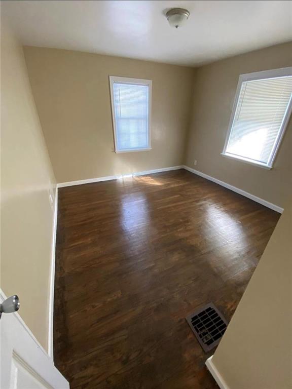 4834 Brookville Road Indianapolis, IN 46201 - Photo 5 of 7 Gallery Image 5