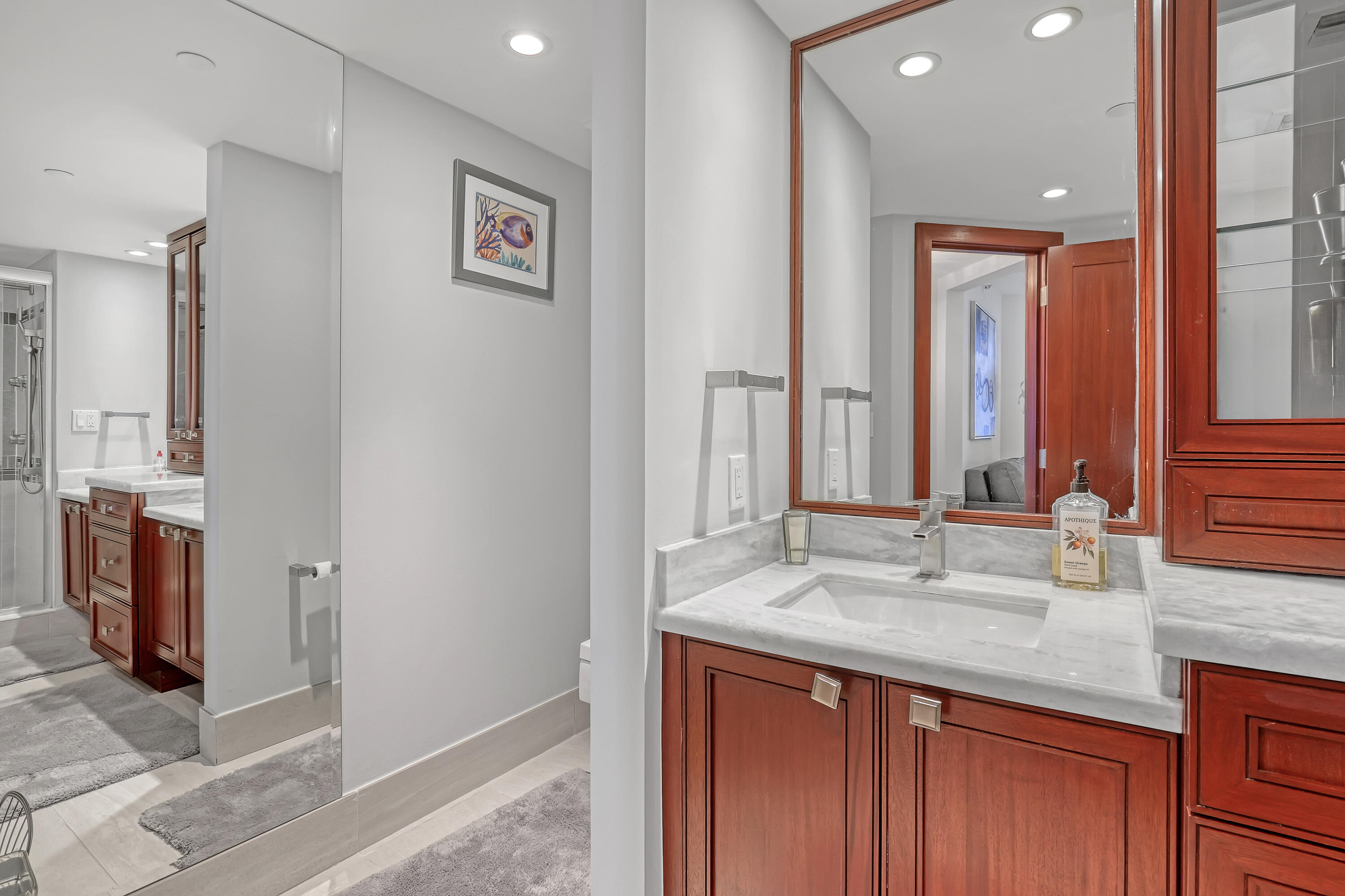 5200 North Ocean Drive, Unit 1902 Riviera Beach, FL 33404 - Photo 36 of 104 Guest Bathroom
