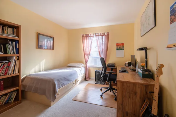 $339,990 | 113 Meredith Lane, Unit 103, Streamwood, IL 60107