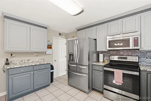 $550,000 | 512 West Water Street, Borden, IN 47106