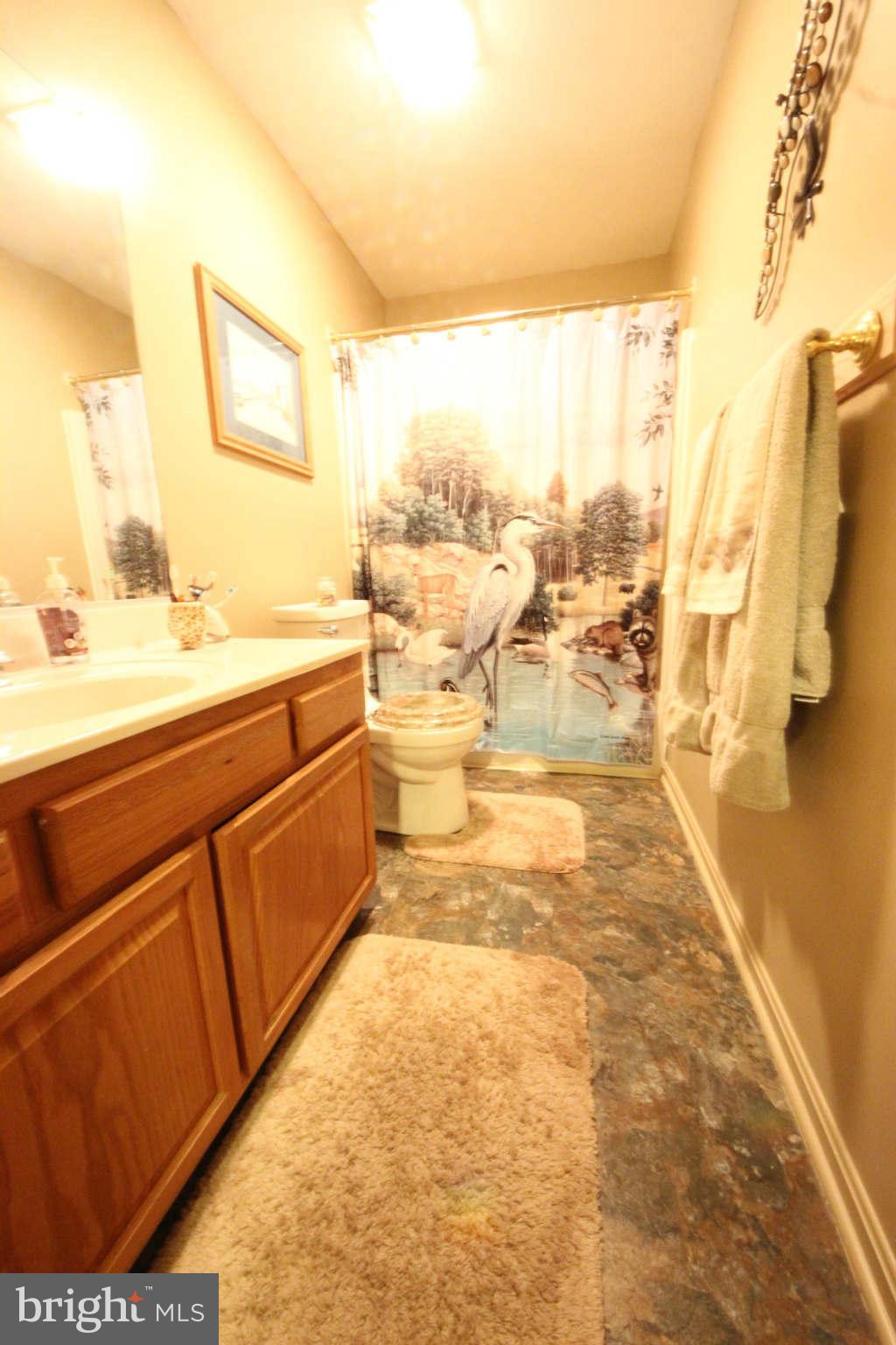 83 Yew Road Baltimore, MD 21221 - Photo 20 of 28 Bath
