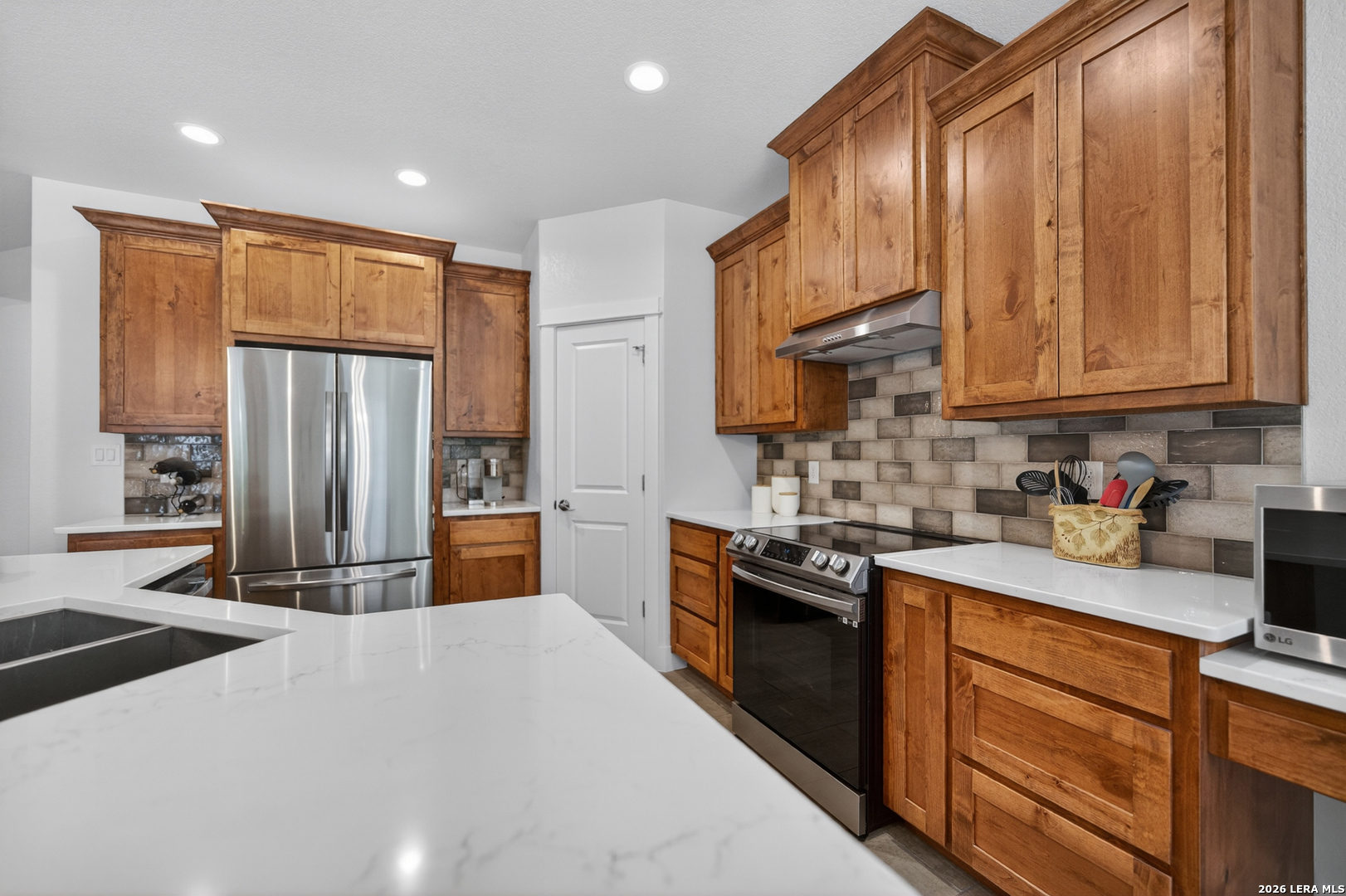 258 Heinen Road Bandera, TX 78003 - Photo 15 of 45 Gallery Image 15