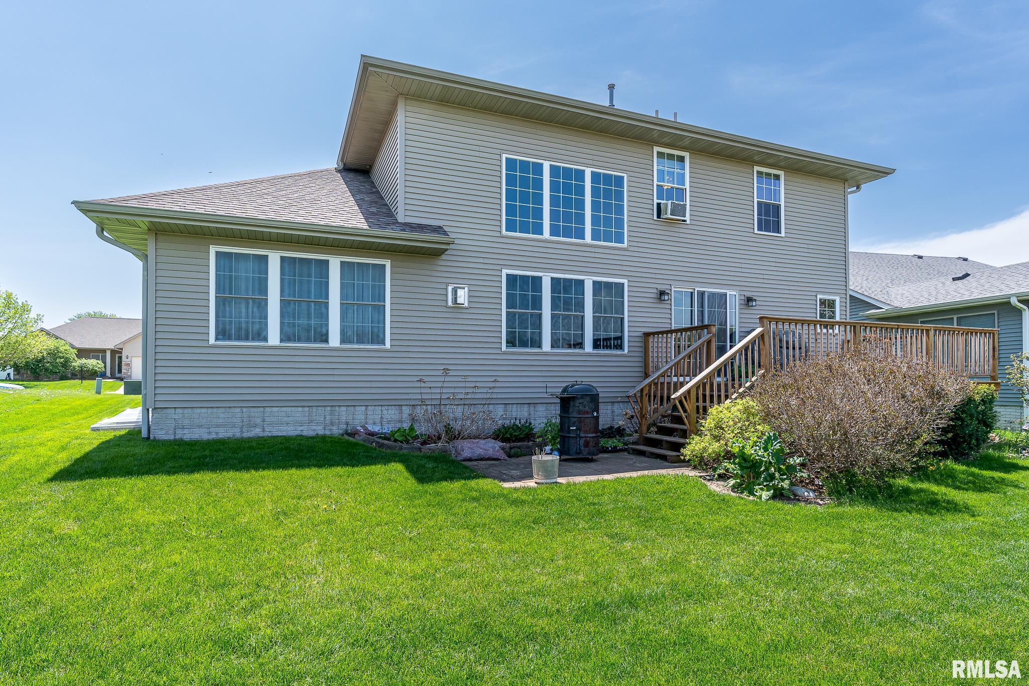 3325 Baton Rouge Road Muscatine, IA 52761 - Photo 3 of 17 Gallery Image 3