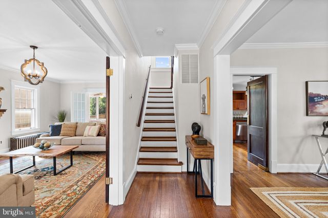 $1,400,000 | 204 Elm Street, Alexandria, VA 22301