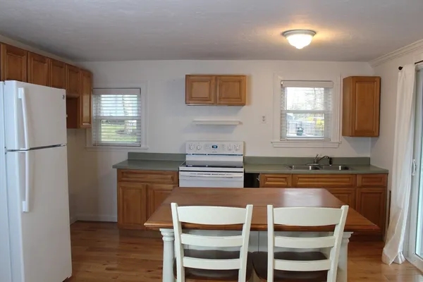 $2,400 | 81 Winthrop Road, Unit 81, Plymouth, MA 02360