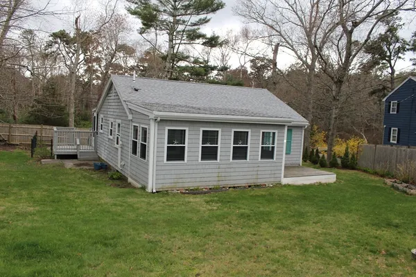 $2,400 | 81 Winthrop Road, Unit 81, Plymouth, MA 02360