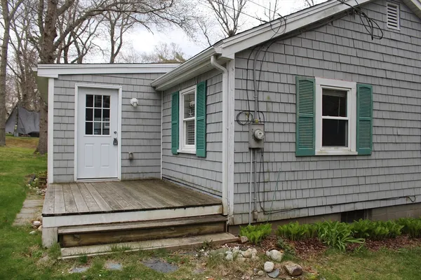 $2,400 | 81 Winthrop Road, Unit 81, Plymouth, MA 02360
