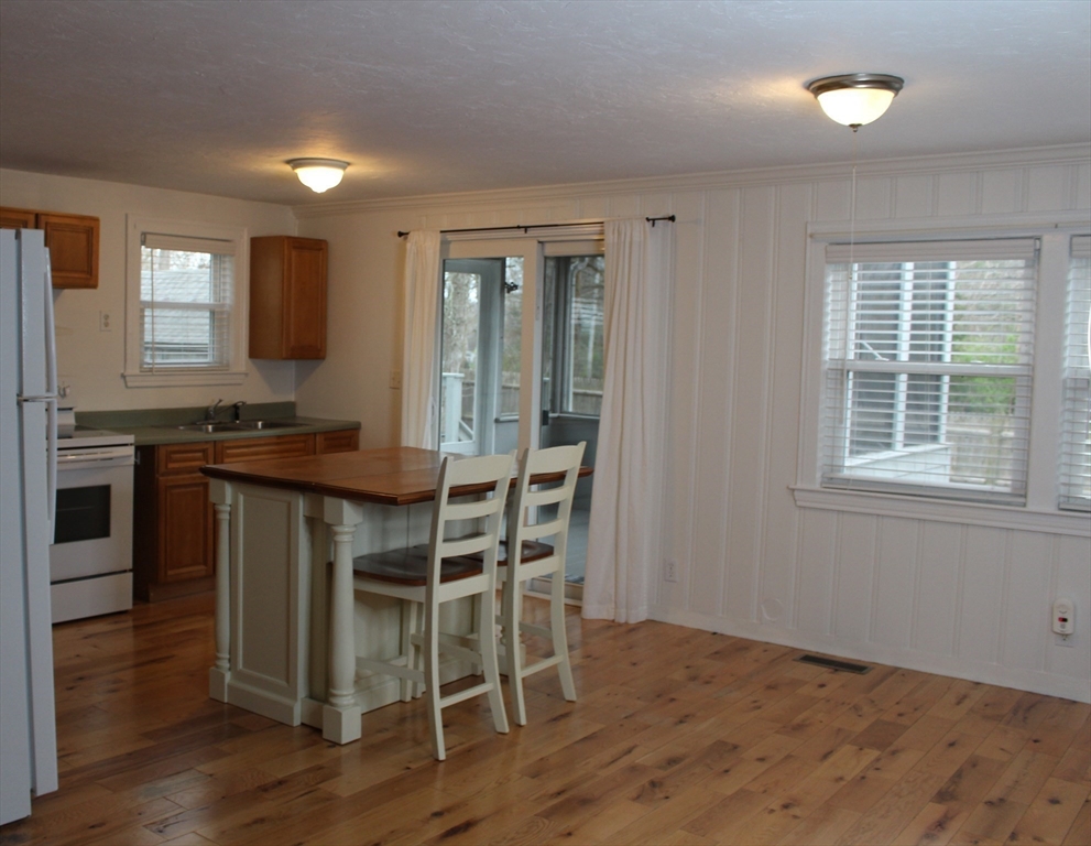 81 Winthrop Road, Unit 81 Plymouth, MA 02360 - Photo 8 of 37