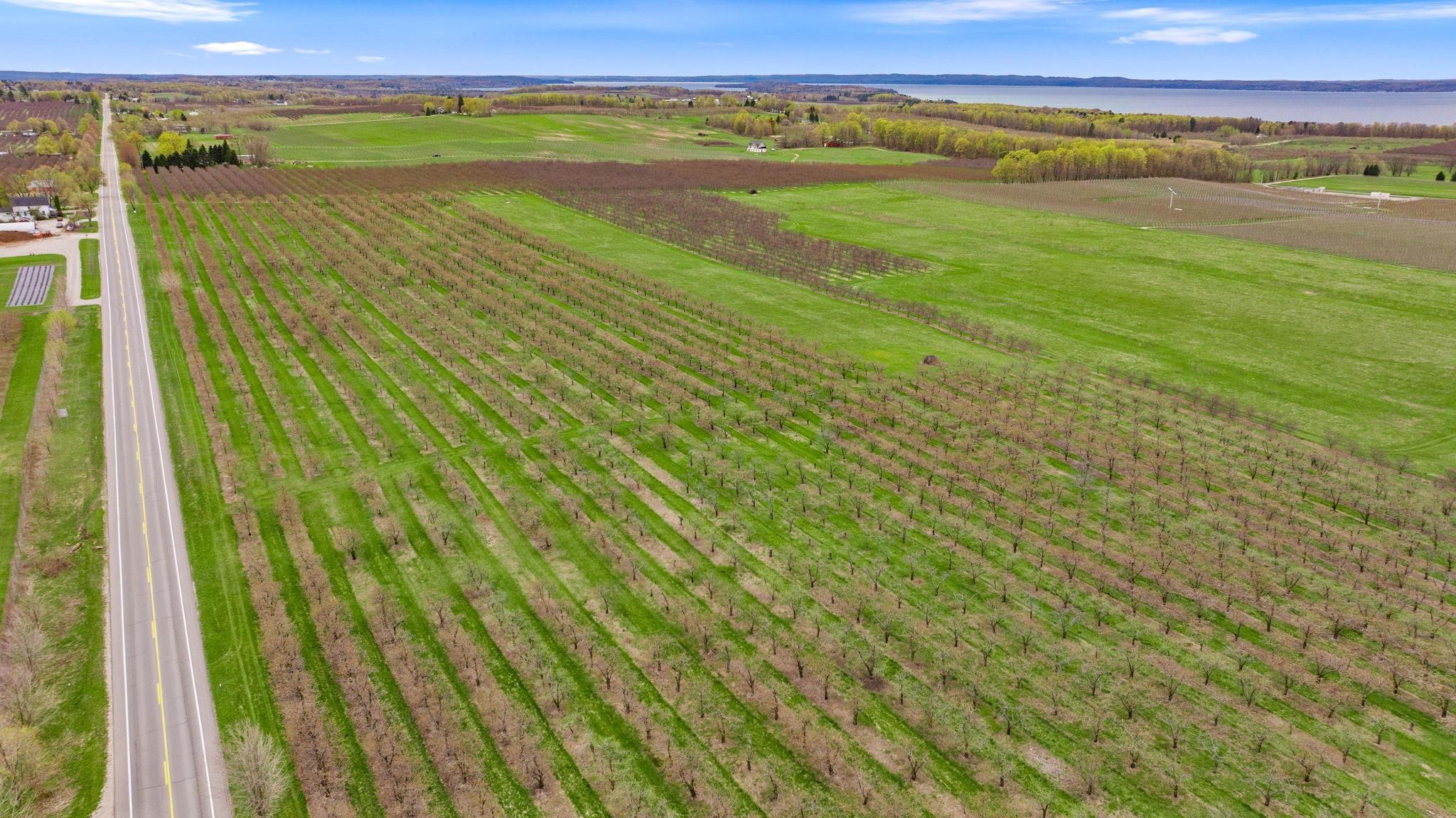 17835 Center Road Traverse City, MI 49686 - Photo 16 of 20