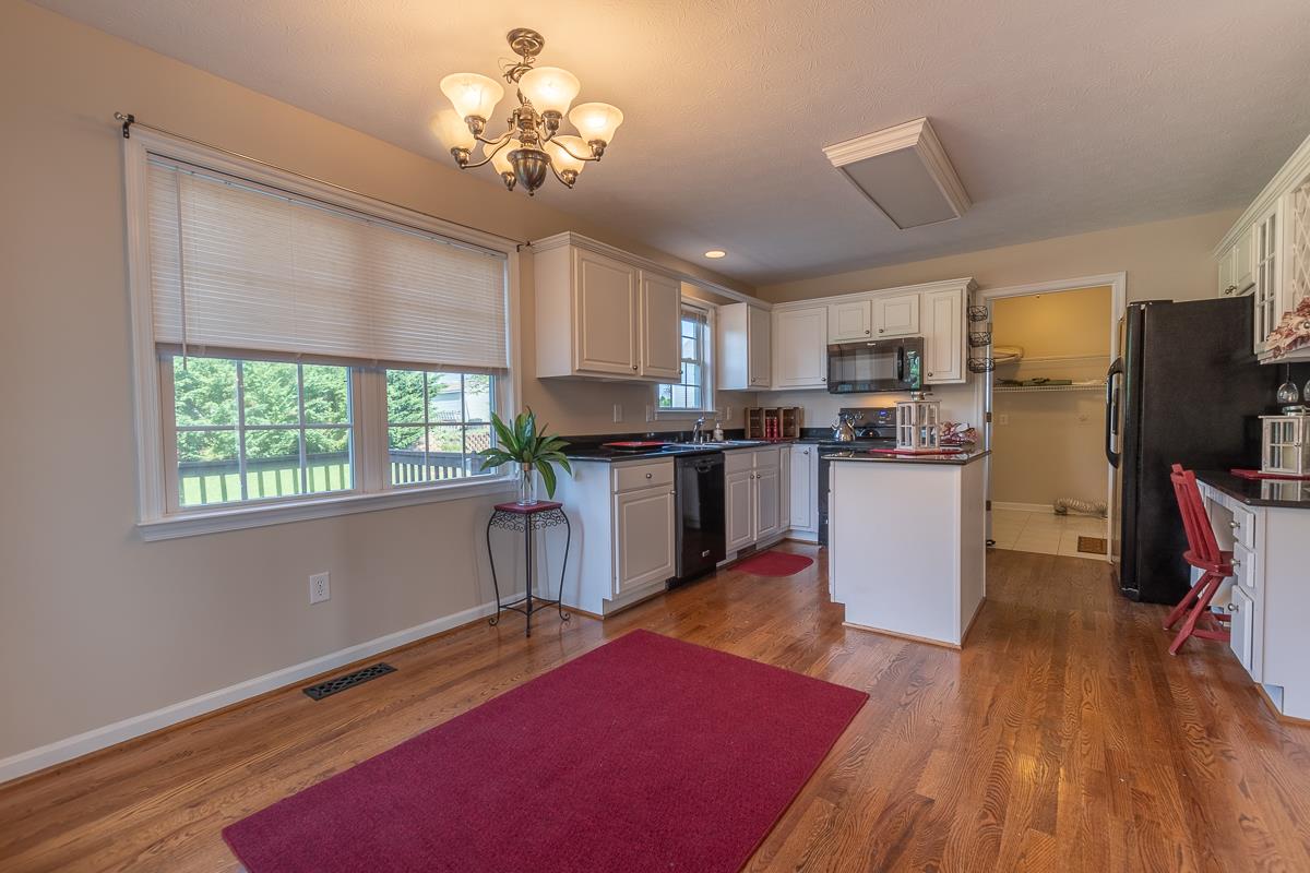 15 Mallard Road Stuarts Draft, VA 24477 - Photo 20 of 46 Gallery Image 20