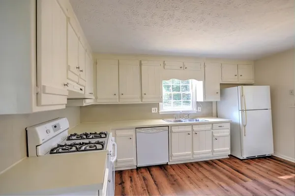 $2,100 | 2640 Tritt Lane, Marietta, GA 30062
