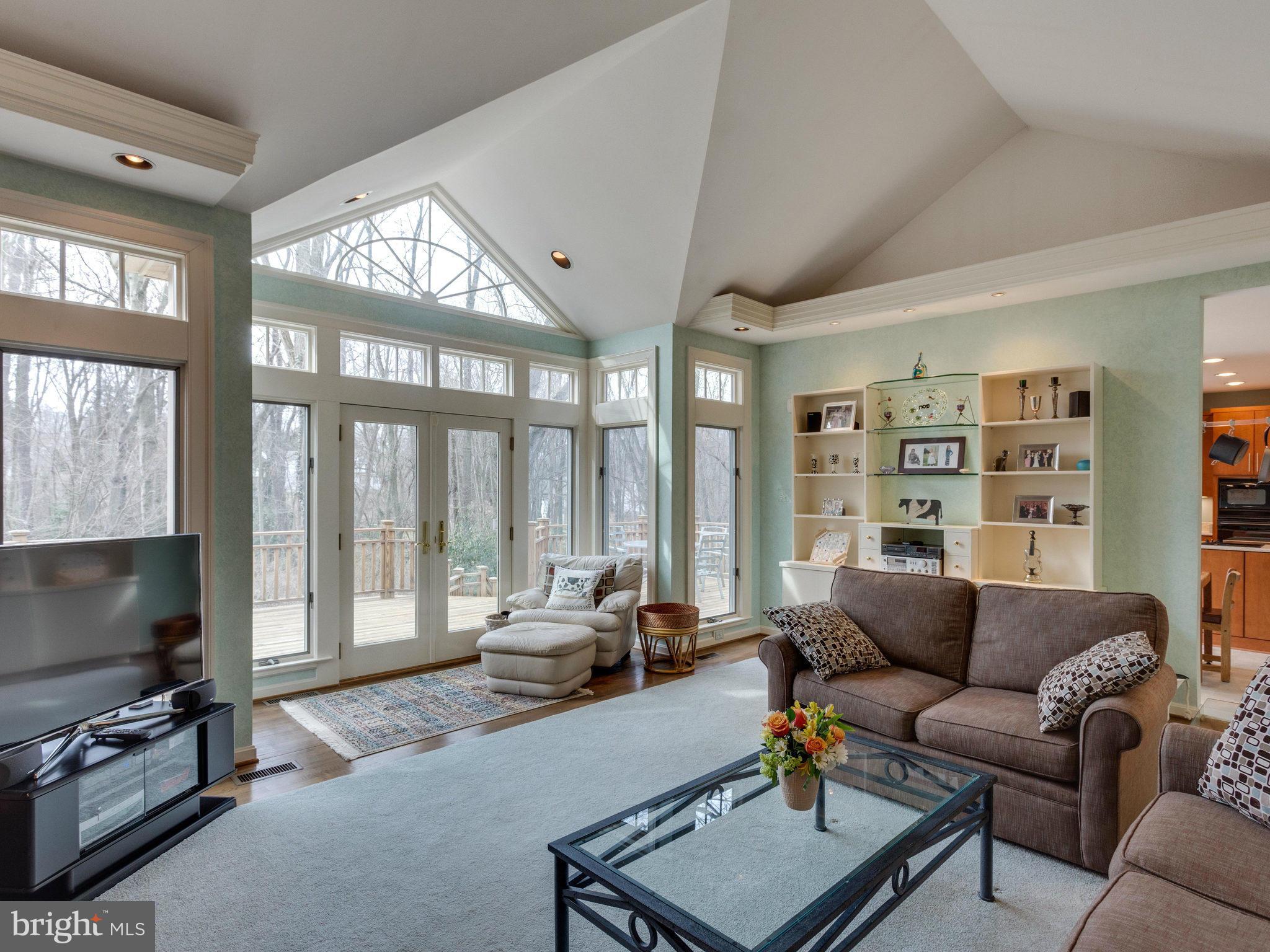 6309 Hunting Ridge Lane McLean, VA 22101 - Photo 13 of 30 Family Room