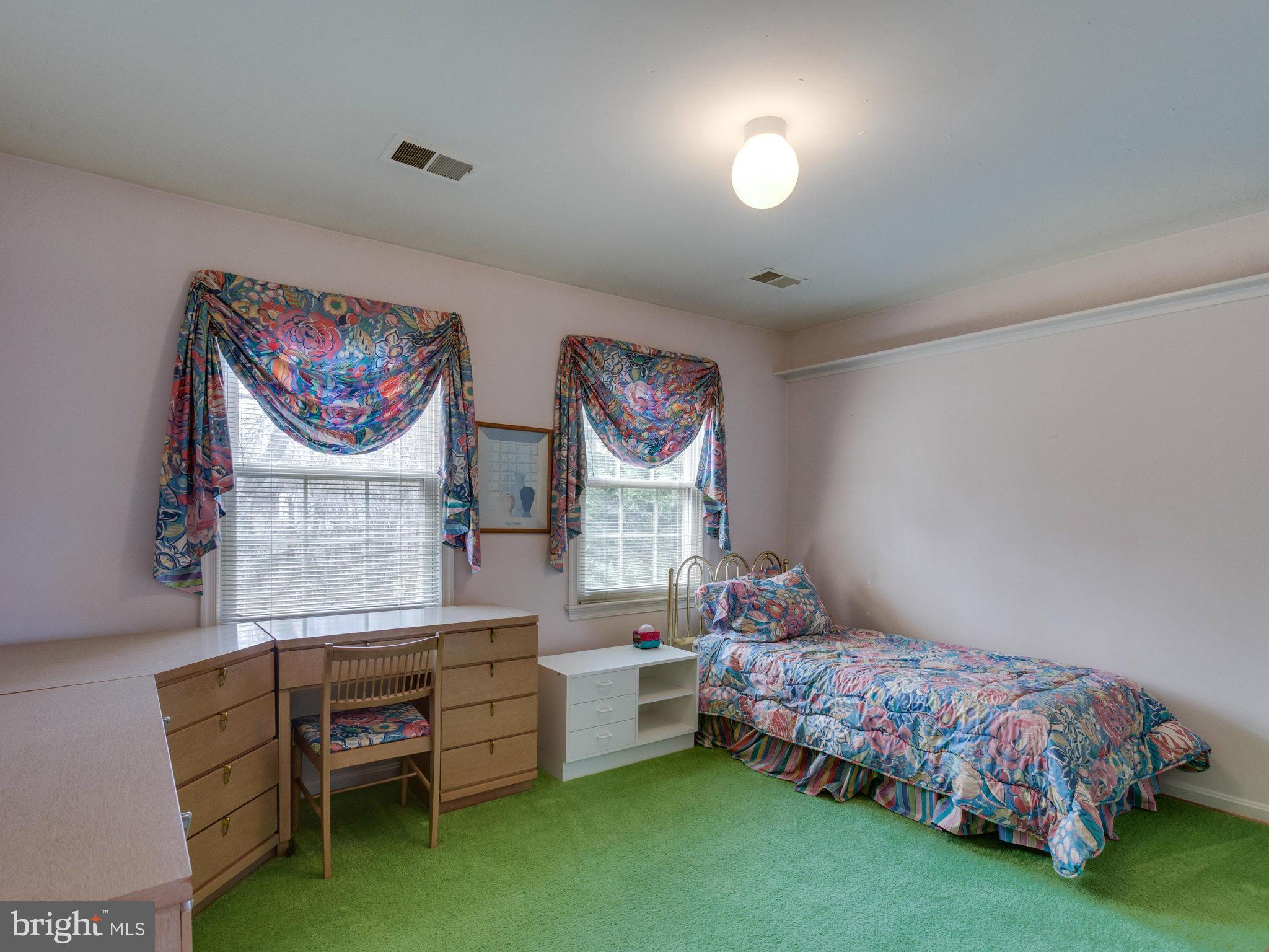 6309 Hunting Ridge Lane McLean, VA 22101 - Photo 23 of 30 Bedroom