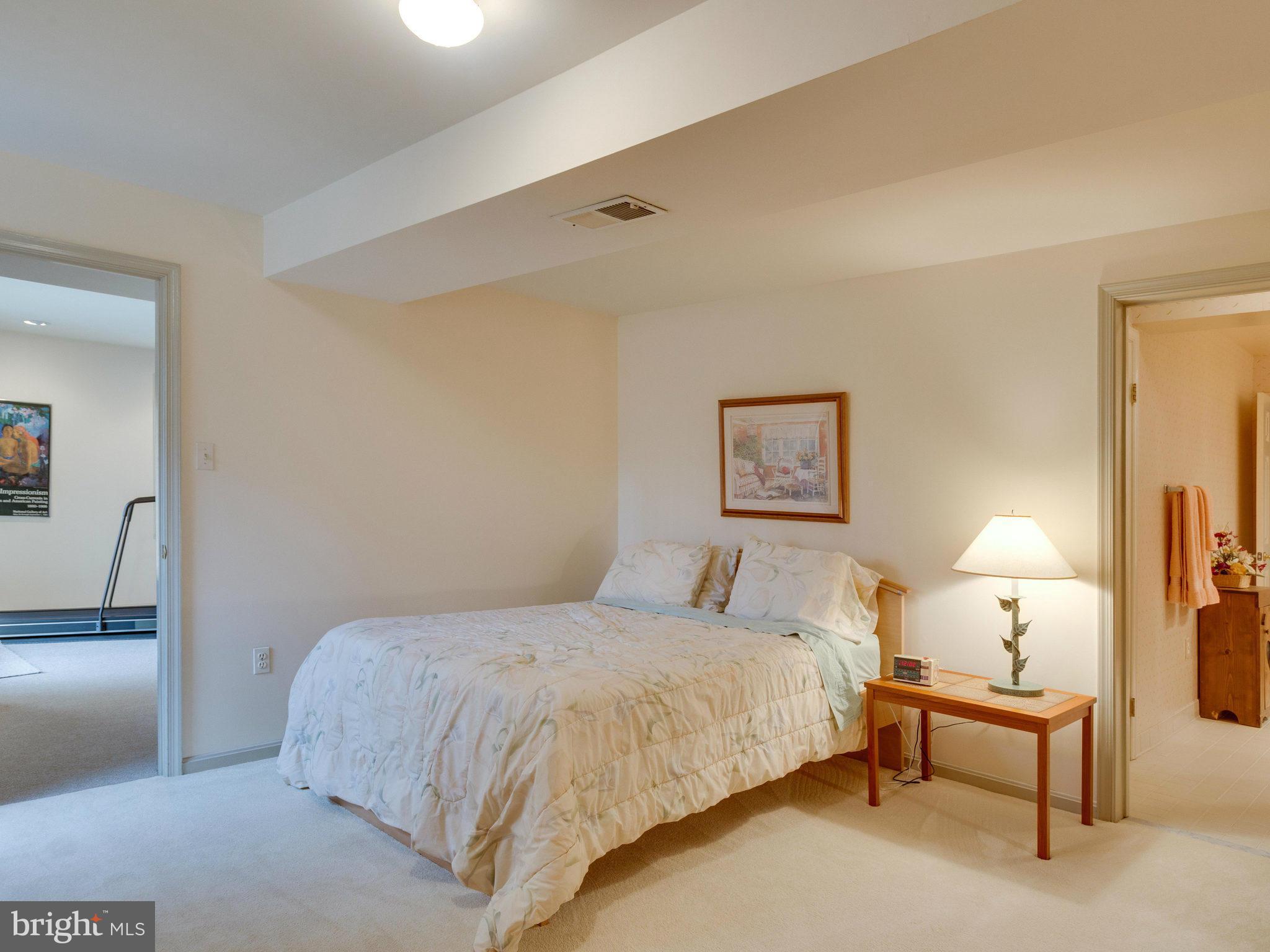 6309 Hunting Ridge Lane McLean, VA 22101 - Photo 28 of 30 Bedroom