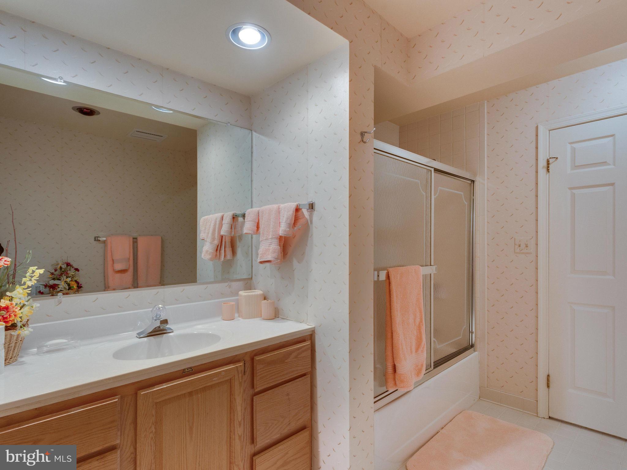 6309 Hunting Ridge Lane McLean, VA 22101 - Photo 29 of 30 Bath